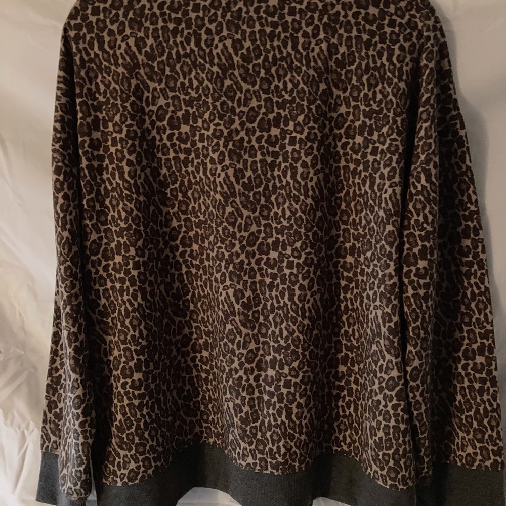 Splendid Leopard Print Top & Bottom Set - Picture 3 of 11